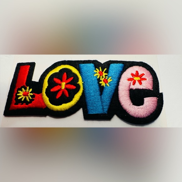 Embroidered LOVE Iron-On Patch - Picture 3 of 7